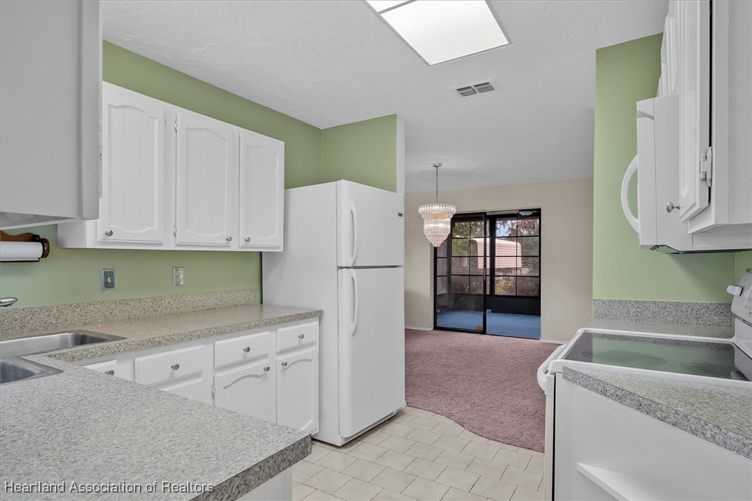 3804 Lakewood Road Sebring, FL 33875 - Photo 18 of 48