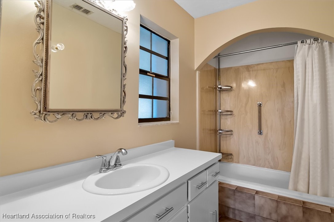 3804 Lakewood Road Sebring, FL 33875 - Photo 26 of 48