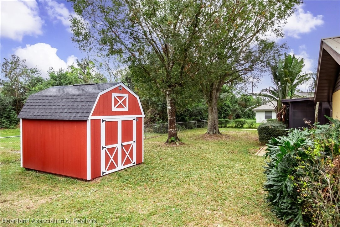3804 Lakewood Road Sebring, FL 33875 - Photo 32 of 48