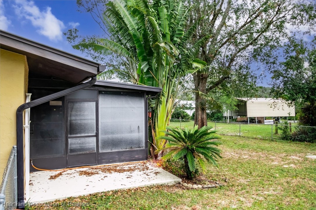 3804 Lakewood Road Sebring, FL 33875 - Photo 40 of 48
