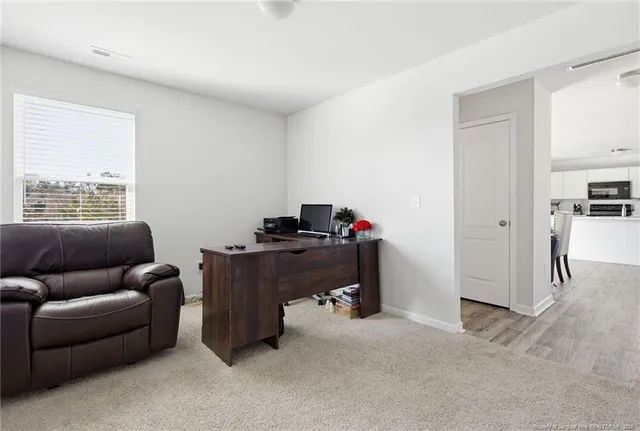 $324,900 | 913 Sapphire Stone Lane, Hope Mills, NC 28348