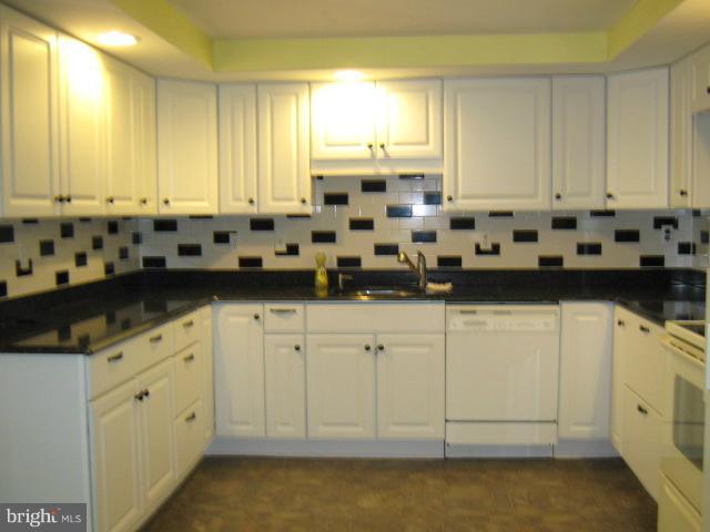 23871 Sparks Road Ridgely, MD 21660 - Photo 5 of 6 Kitchen