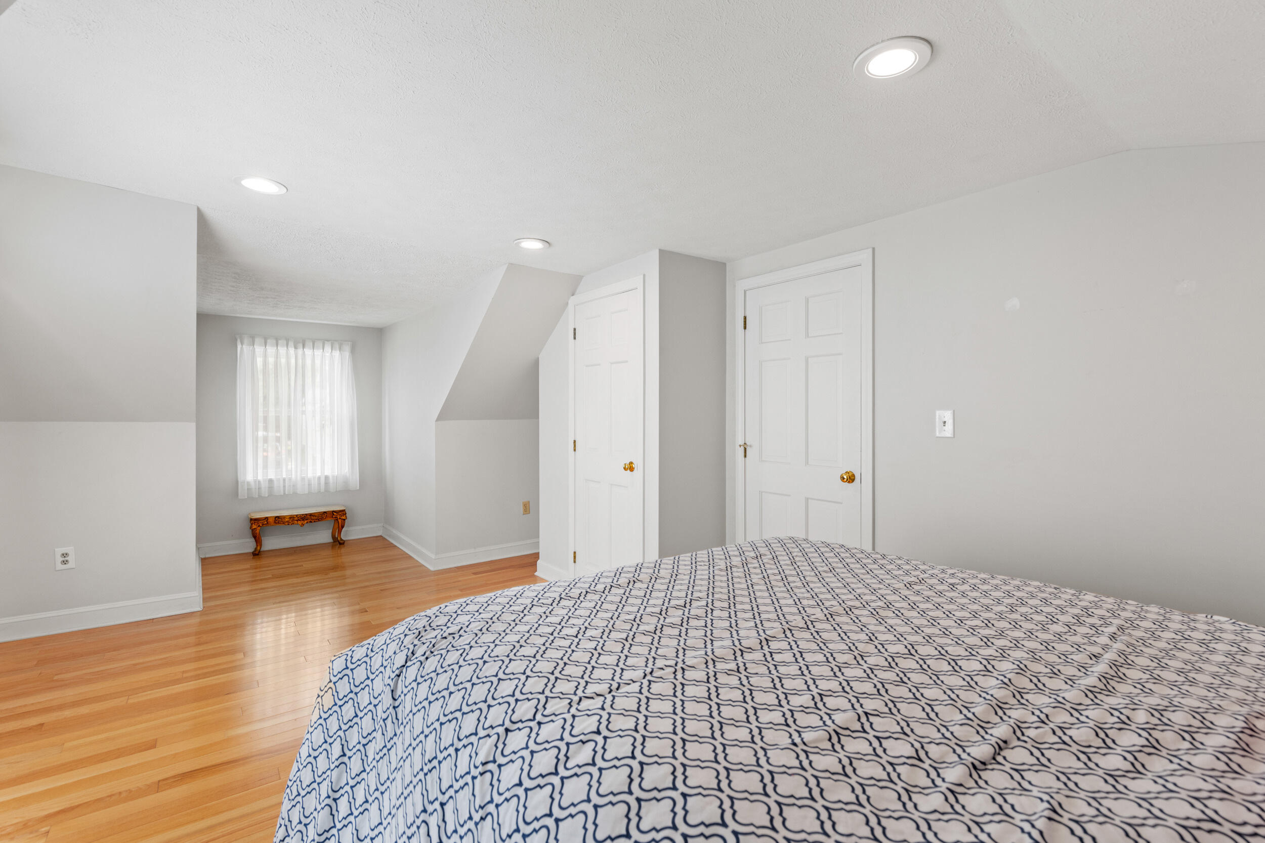 129 Walnut Street South Portland, ME 04106 - Photo 28 of 61 129 walnut st, south portland_032