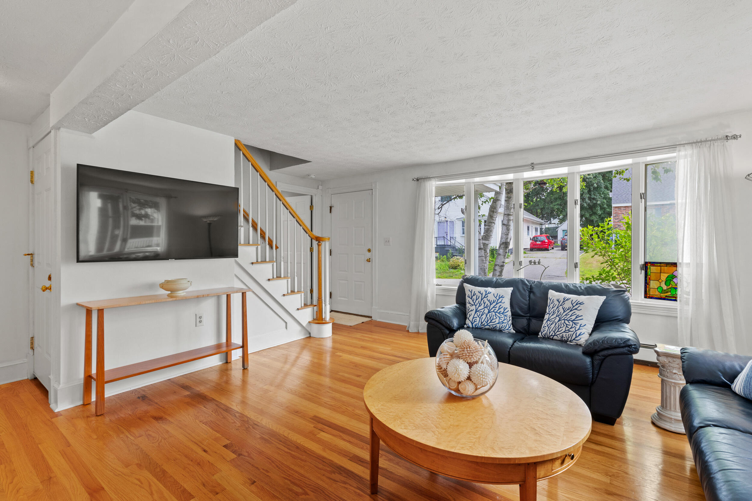 129 Walnut Street South Portland, ME 04106 - Photo 5 of 61 129 walnut st, south portland_003