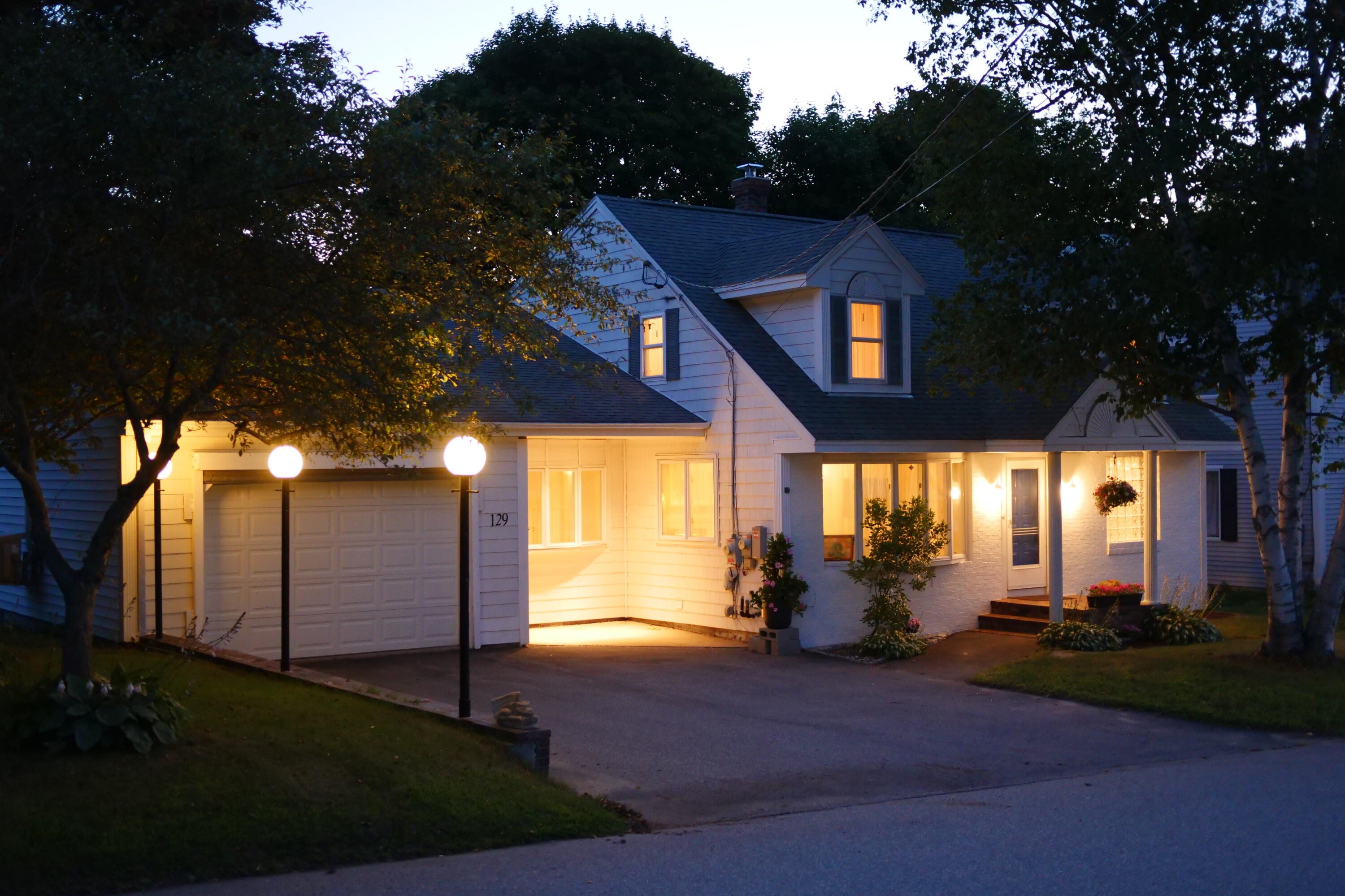 129 Walnut Street South Portland, ME 04106 - Photo 57 of 61 P1044696