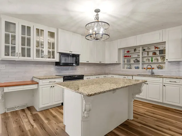 $425,000 | 524 Kelly Road, Woodruff, SC 29388