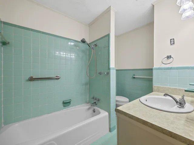 $425,000 | 524 Kelly Road, Woodruff, SC 29388