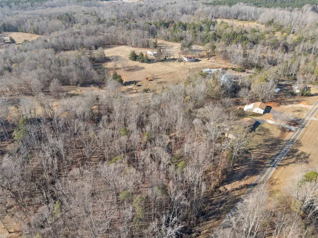 $425,000 | 524 Kelly Road, Woodruff, SC 29388