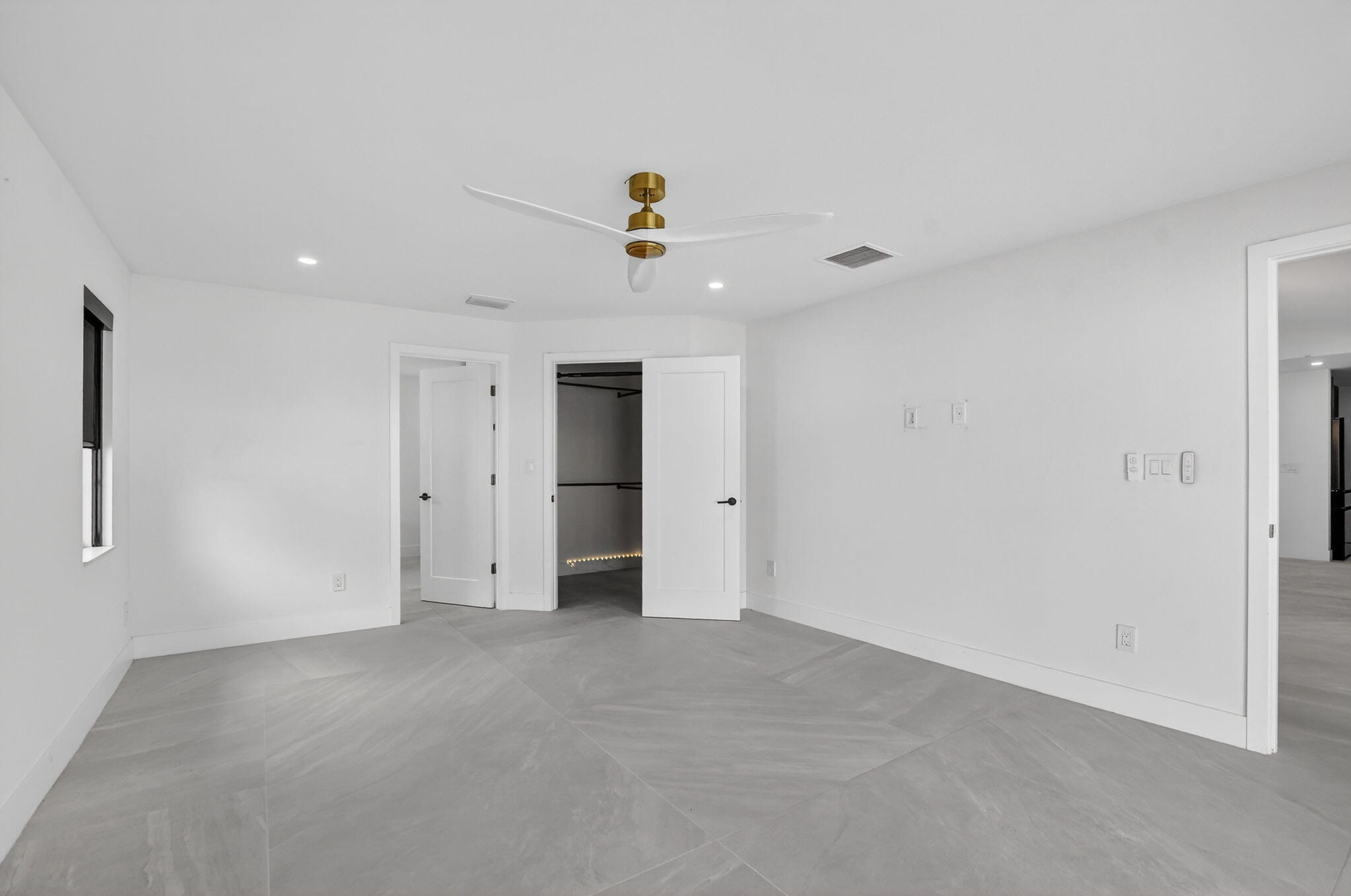 20833 Sonrisa Way Boca Raton, FL 33433 - Photo 20 of 50 Master Bedroom