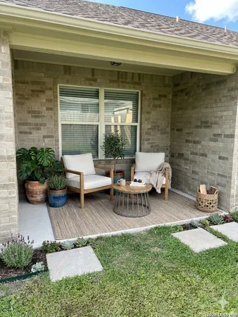 $1,600 | 3027 Pine Valley Drive, New Braunfels, TX 78130