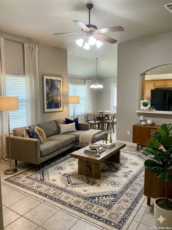 $1,600 | 3027 Pine Valley Drive, New Braunfels, TX 78130