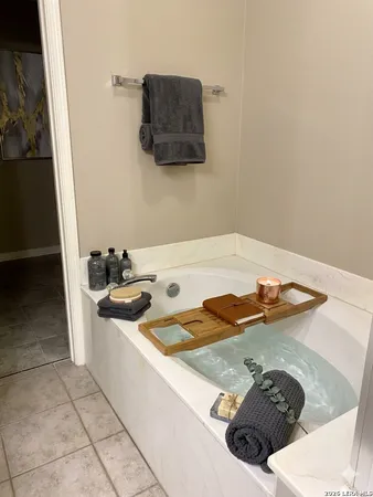 $1,600 | 3027 Pine Valley Drive, New Braunfels, TX 78130