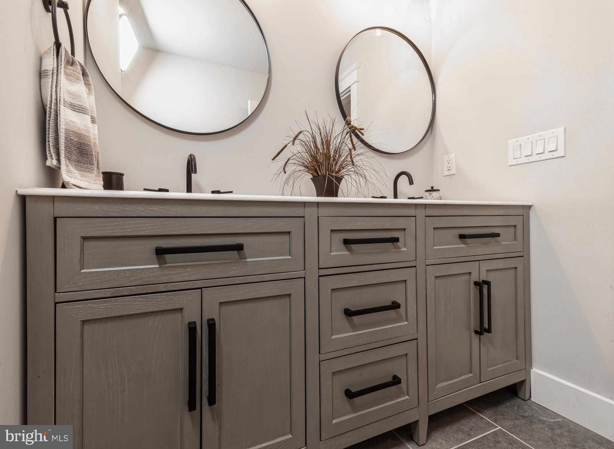 14 Old Landing Road Mantua, NJ 08051 - Photo 44 of 51 custom double vanity
