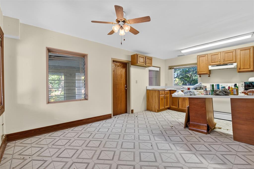 6346 Lost Trail Holiday, FL 34690 - Photo 16 of 55