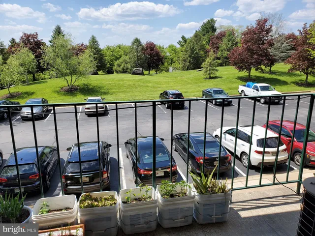 $950 | 1100 Lisadale Circle, Unit 2D, Catonsville, MD 21228