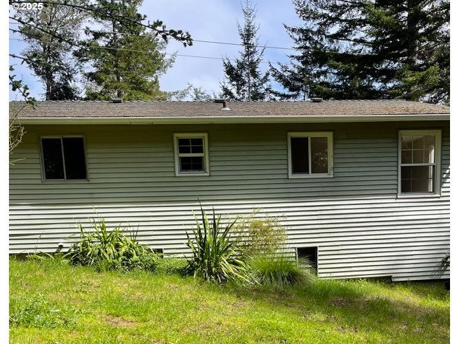 69376 Wildwood Road North Bend, OR 97459 - Photo 8 of 39 Gallery Image 8