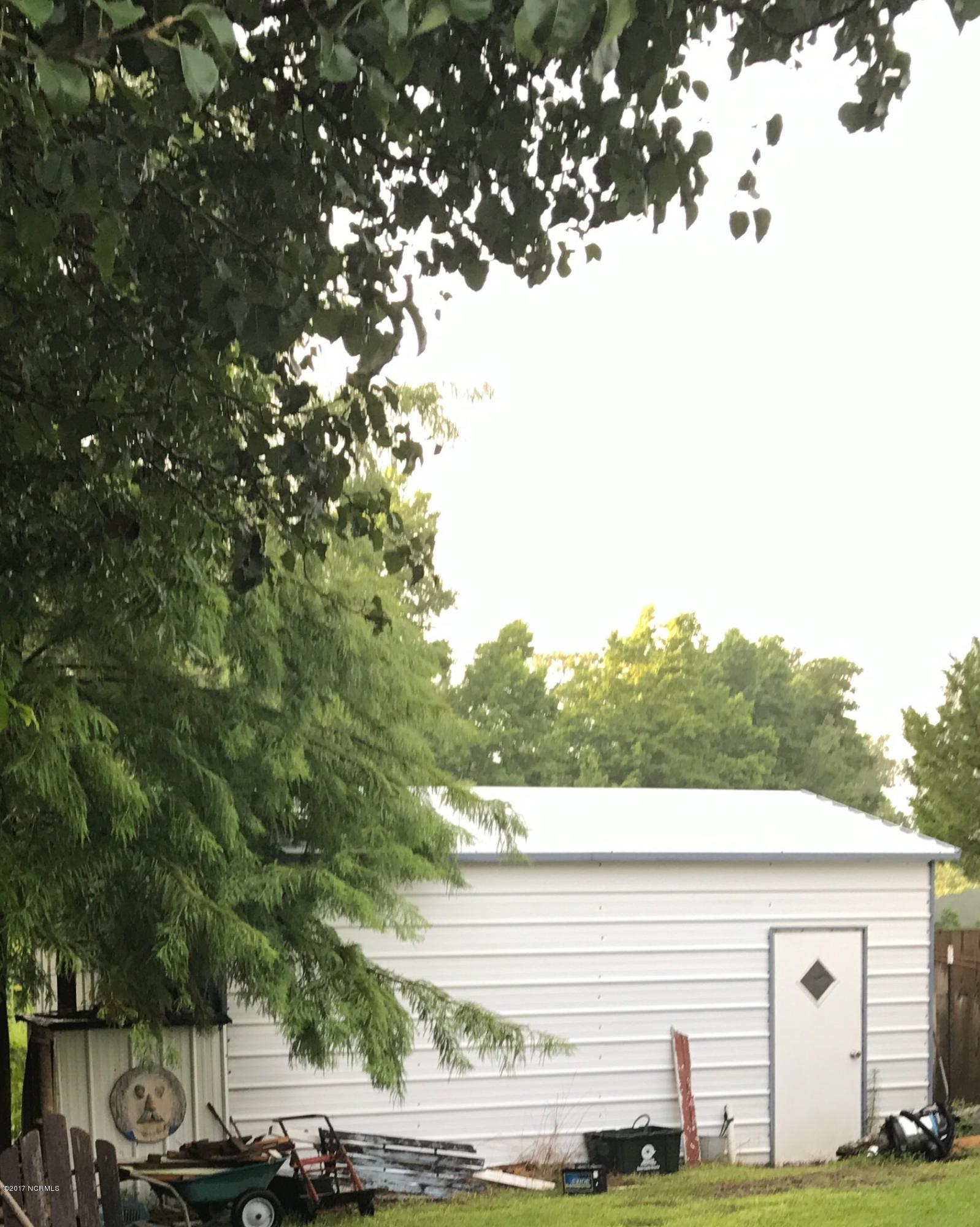 213 Shore Road Newport, NC 28570 - Photo 15 of 19 Additional storage building