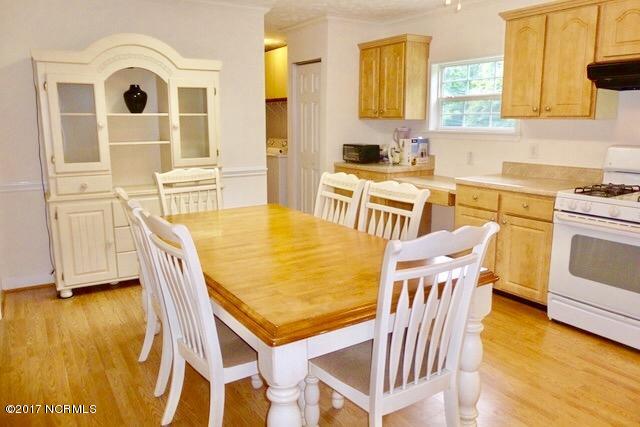 213 Shore Road Newport, NC 28570 - Photo 5 of 19 Wonderful kitchen/dining