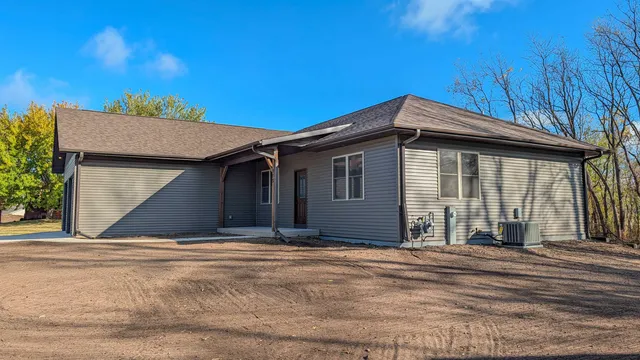$470,000 | 775 Westmor Spring Green, Spring Green, WI 53588
