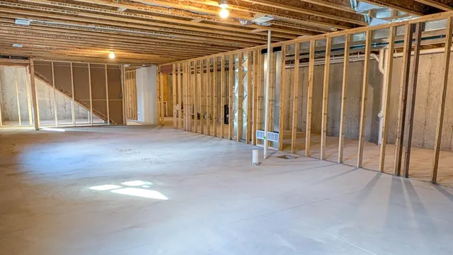 $470,000 | 775 Westmor Spring Green, Spring Green, WI 53588