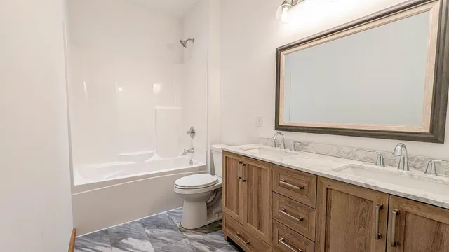 $470,000 | 775 Westmor Spring Green, Spring Green, WI 53588