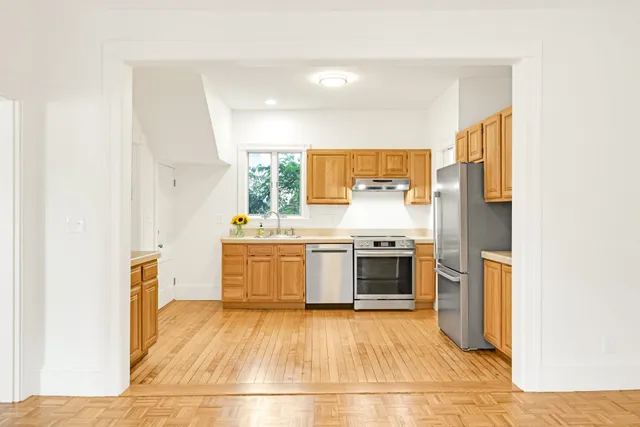 $999,000 | 210 South Street, Portsmouth, NH 03801