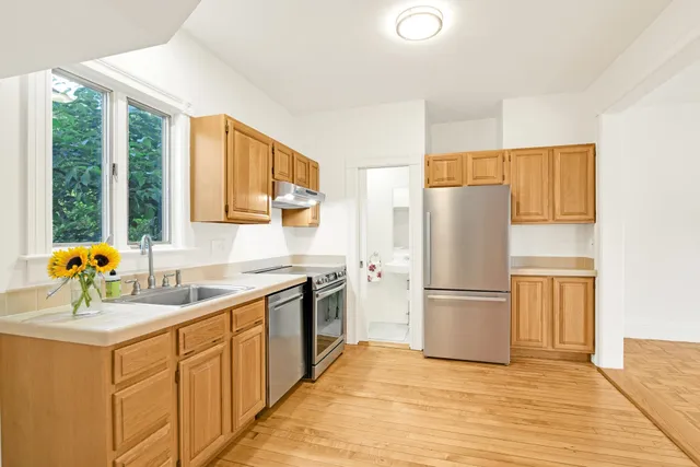 $999,000 | 210 South Street, Portsmouth, NH 03801