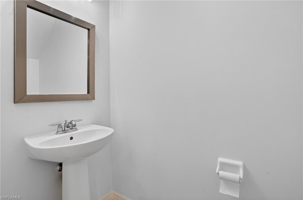 15995 Caldera Lane, Unit 69 Naples, FL 34110 - Photo 12 of 27 View of bathroom