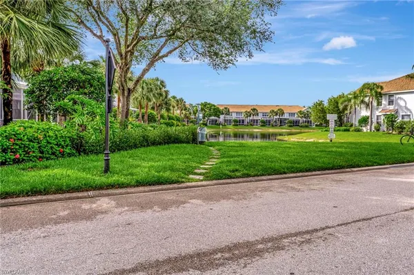 $2,500 | 15995 Caldera Lane, Unit 69, Naples, FL 34110