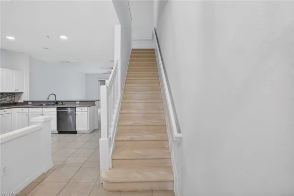 $2,500 | 15995 Caldera Lane, Unit 69, Naples, FL 34110