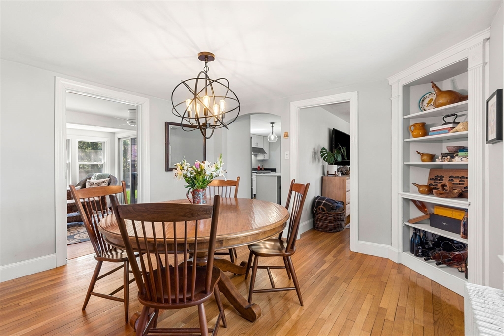 11 Woodbridge Road North Andover, MA 01845 - Photo 14 of 42 Gallery Image 14
