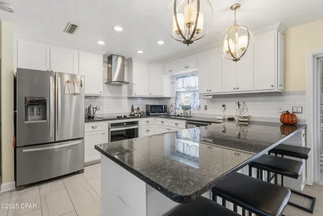 $398,000 | 305 Floyd Drive, Lynn Haven, FL 32444