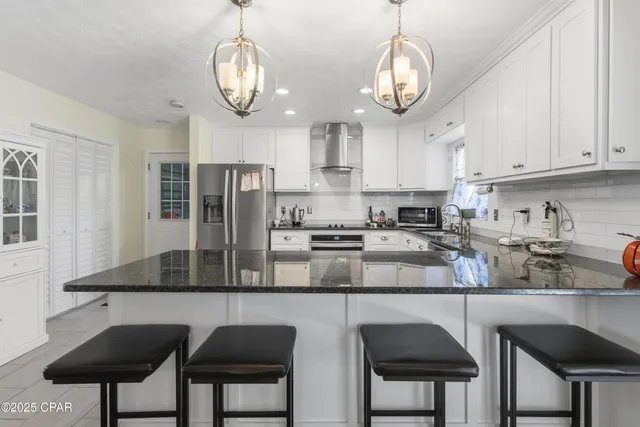 $398,000 | 305 Floyd Drive, Lynn Haven, FL 32444