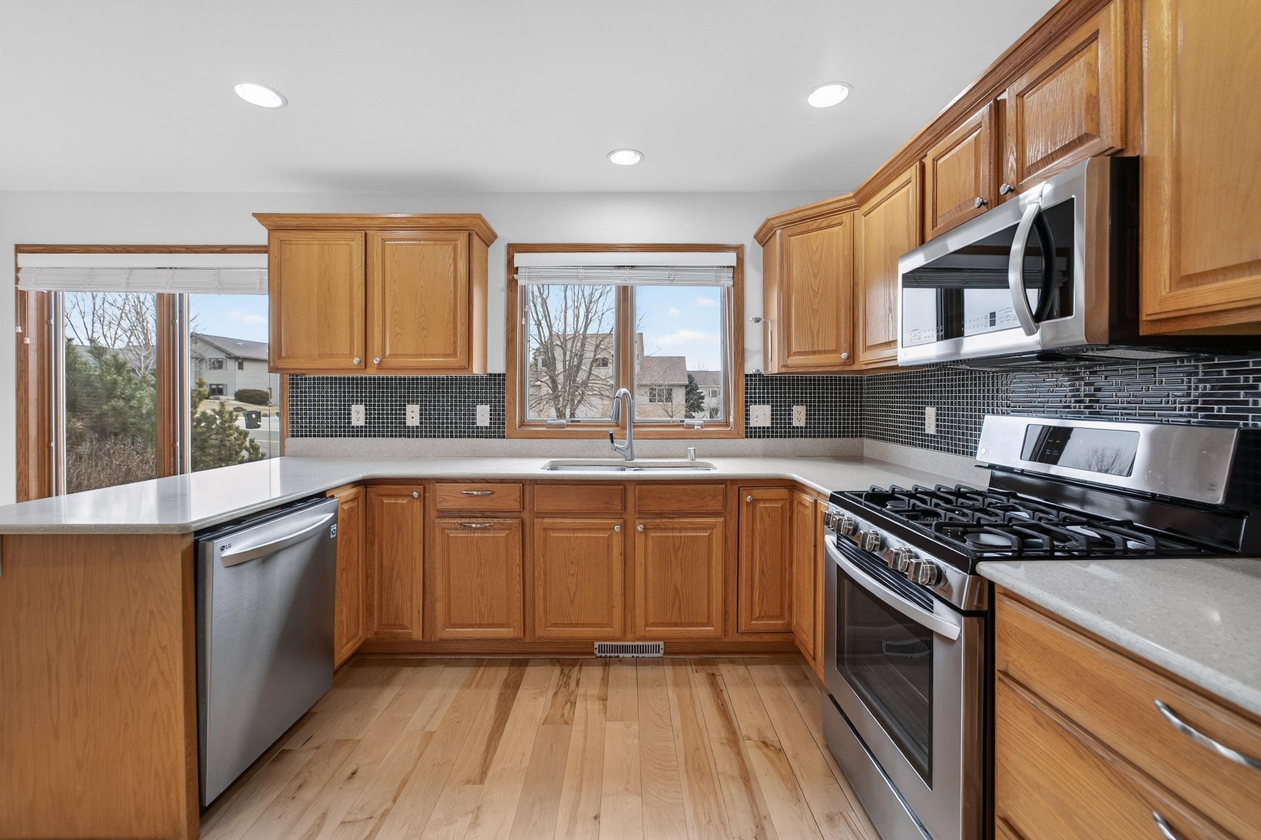 3100 Weybridge Drive Sun Prairie, WI 53590 - Photo 12 of 47