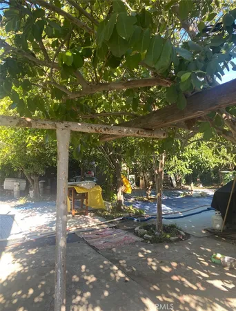 a view of back yard