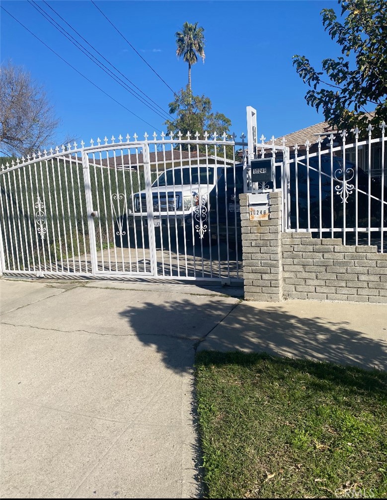 10246 Haddon Avenue Pacoima, CA 91331 - Photo 19 of 20