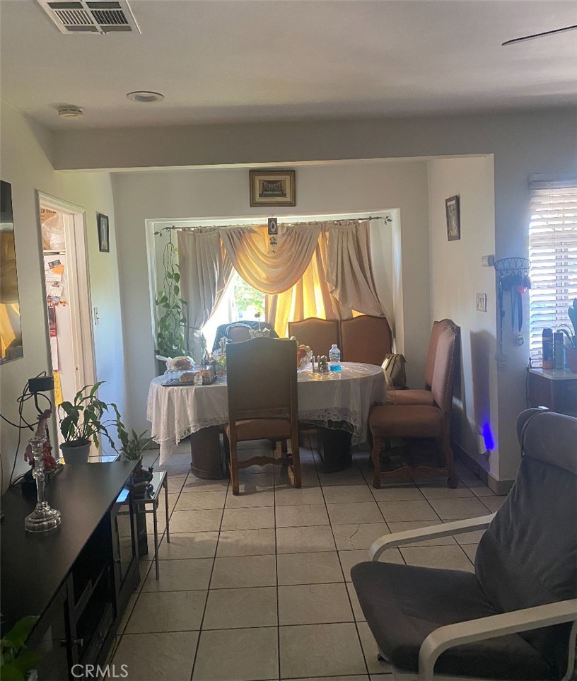 10246 Haddon Avenue Pacoima, CA 91331 - Photo 8 of 20