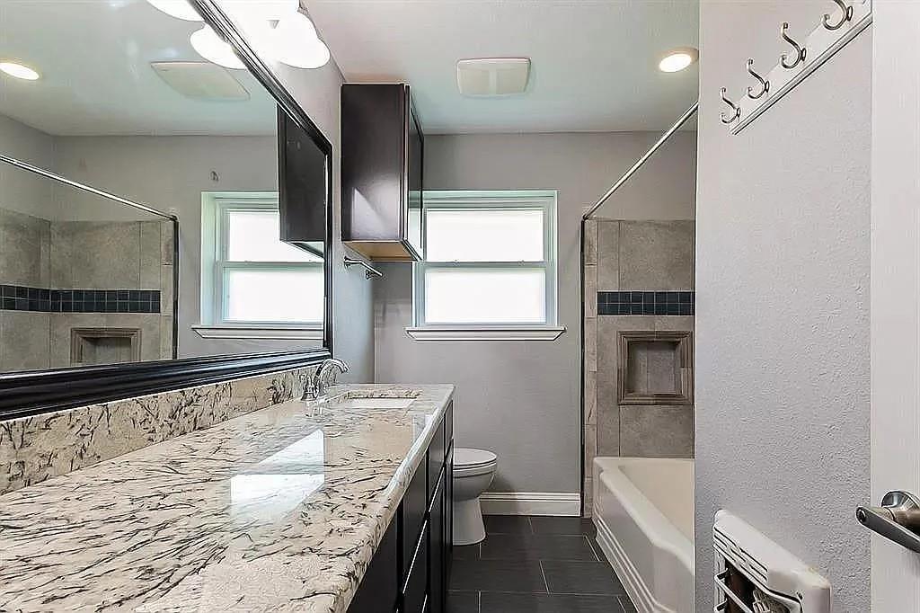 5516 Forest Lane Dallas, TX 75230 - Photo 9 of 11