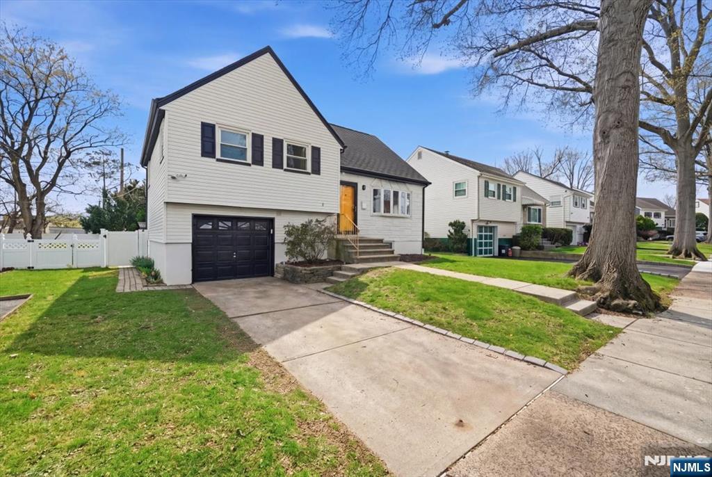 51 Albert Terrace Bloomfield, NJ 07003 - Photo 2 of 38