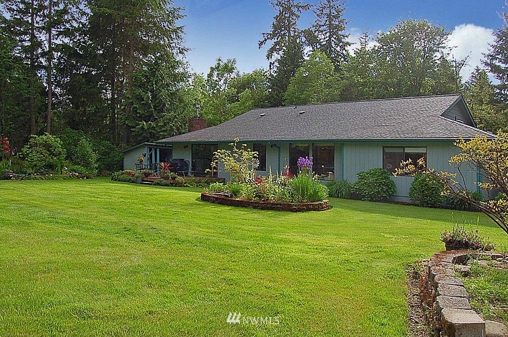 9448 Hart Road Southeast Olympia, WA 98501 - Photo 13 of 15 Gallery Image 13