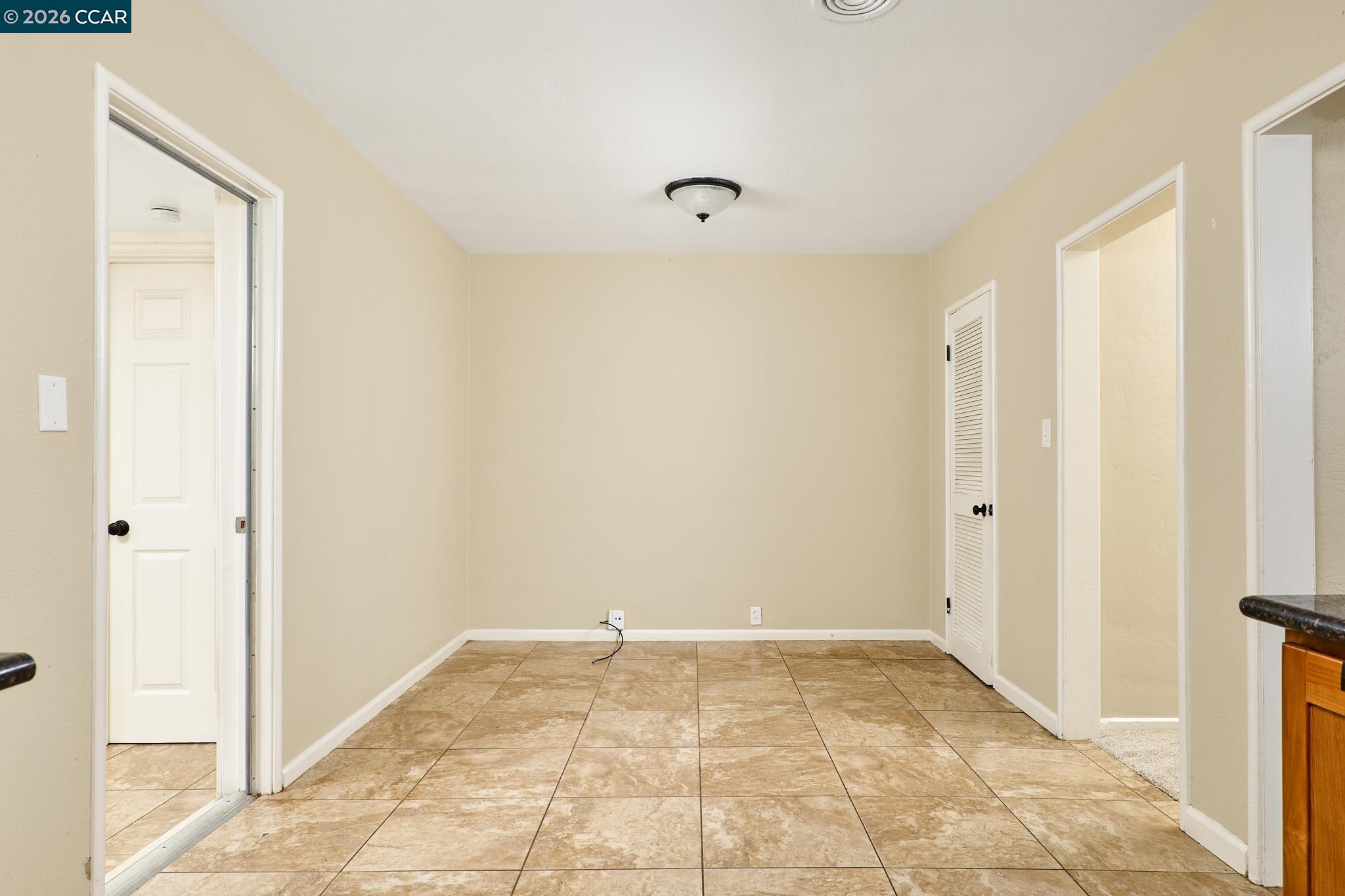 215 Roney Avenue Vallejo, CA 94590 - Photo 6 of 29