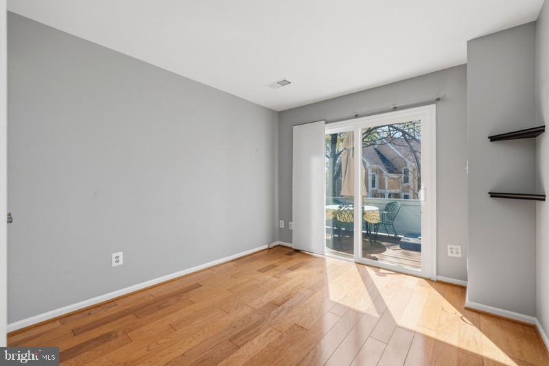1473 Church Hill Place Reston, VA 20194 - Photo 18 of 35