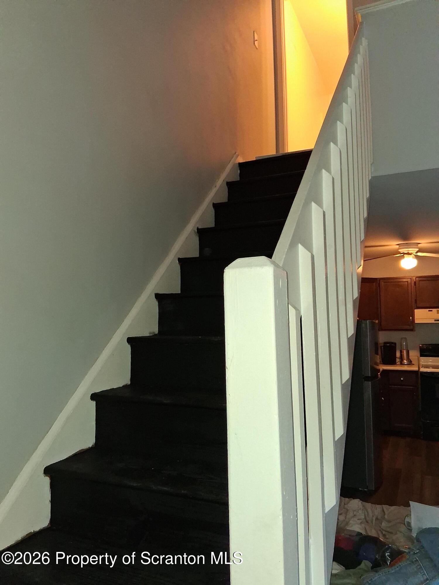 128 Meadow View Court Bushkill, PA 18324 - Photo 12 of 18 a view of entryway