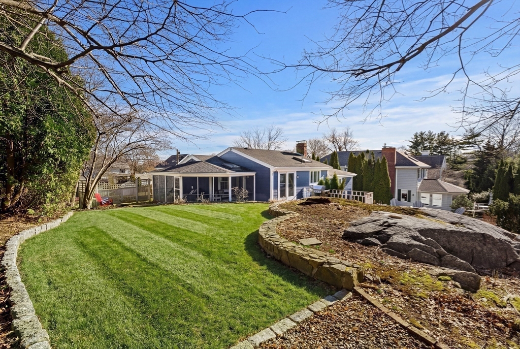 10 West Cottage Street Marblehead, MA 01945 - Photo 21 of 23