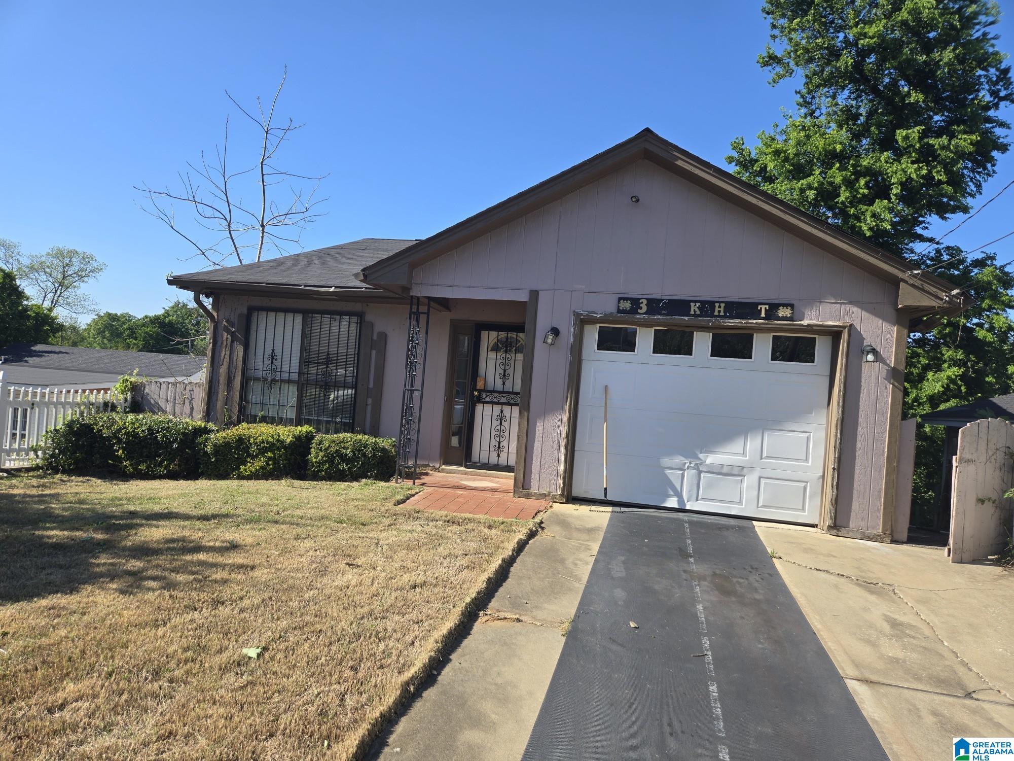 346 Kahn Street Montgomery, AL 36104 - Photo 1 of 23