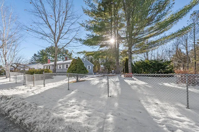 $250,000 | 53 Park Avenue East, Brewer, ME 04412