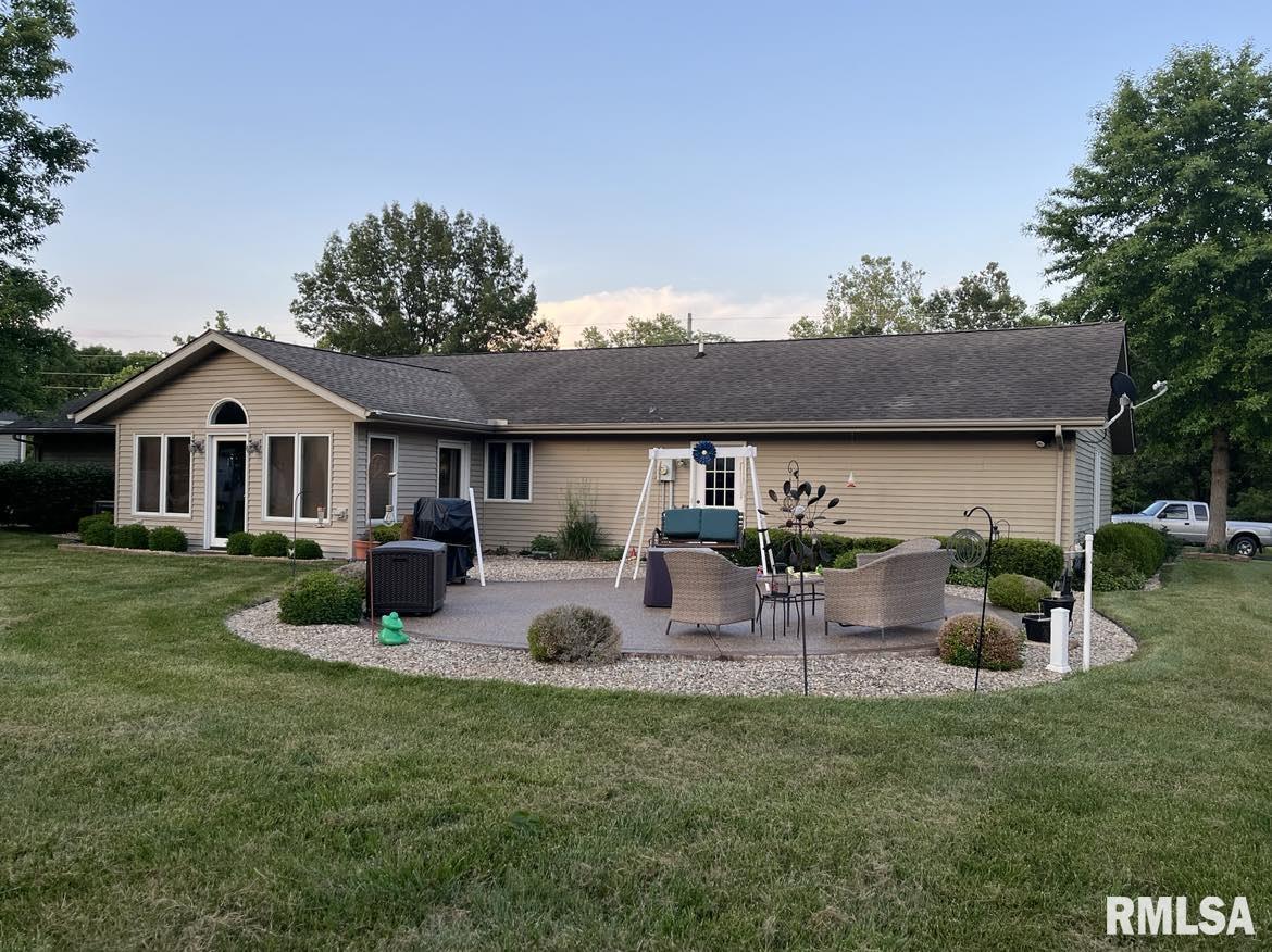 861 Wood Road Carbondale, IL 62901 - Photo 3 of 15