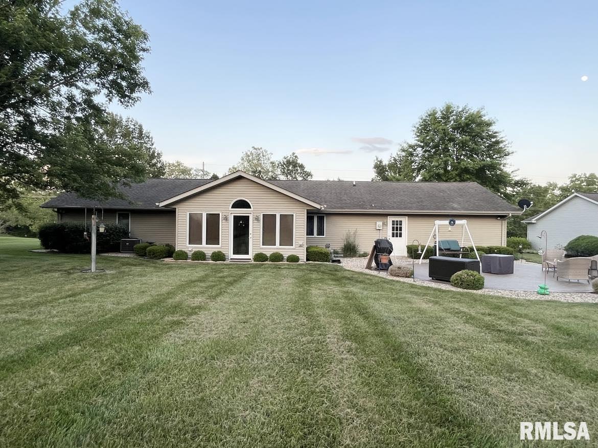 861 Wood Road Carbondale, IL 62901 - Photo 4 of 15