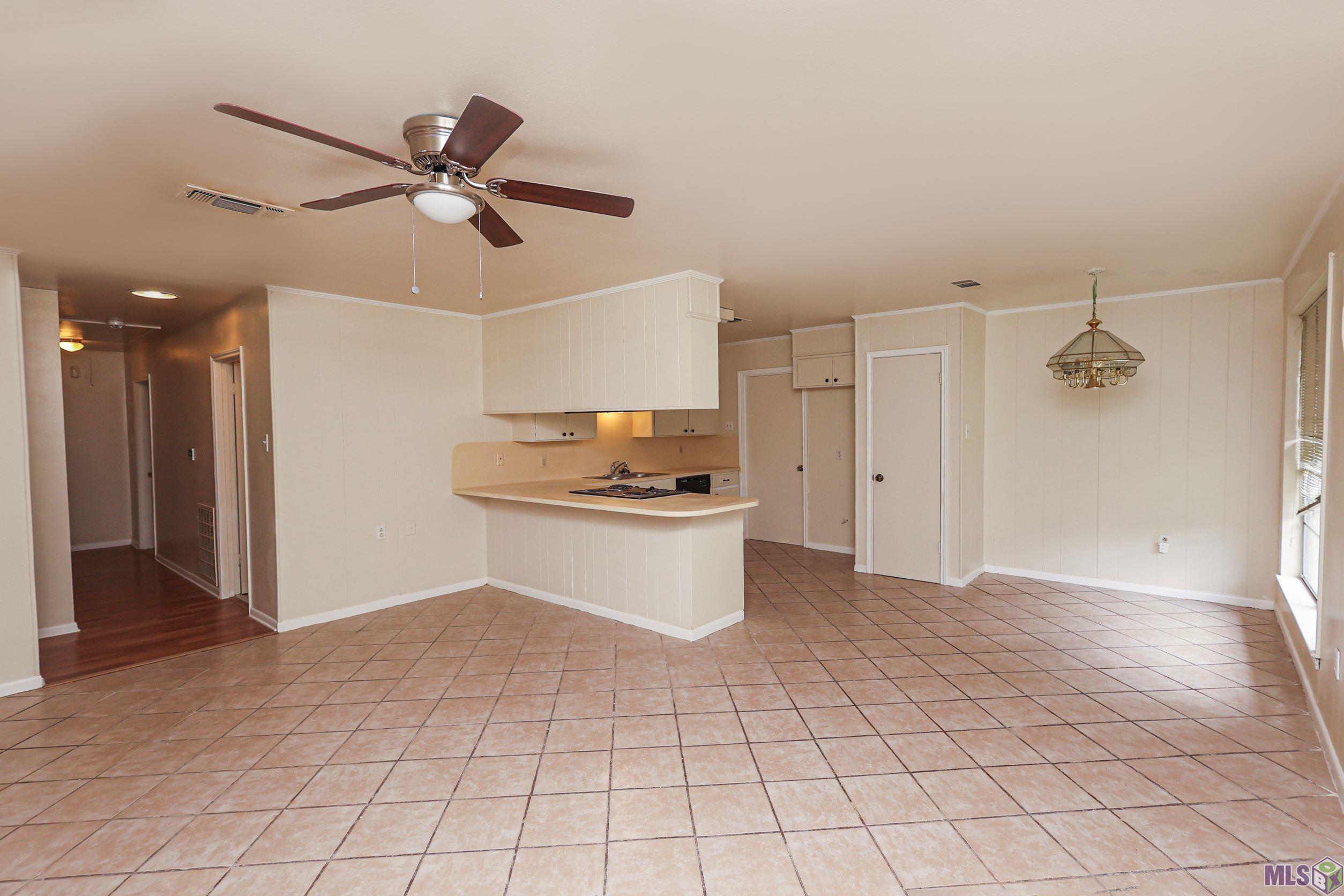 1891 Erlanger Drive Baton Rouge, LA 70816 - Photo 4 of 38