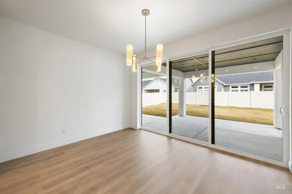 $1,110,000 | 270 North Hunter Crk Avenue, Eagle, ID 83616